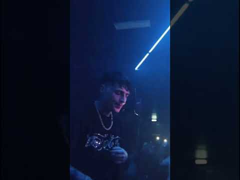 sapo Bully live #shortsadoptme #shortsclip #shortscraft #shortsroblox #youtube #subscribe #youtuber