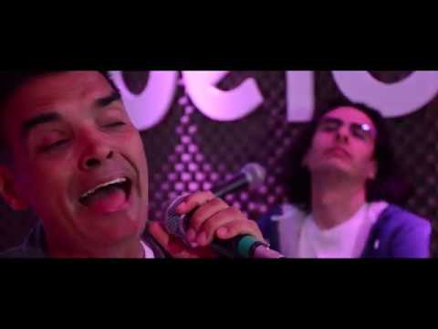 Ale Ceberio | Mil maneras