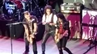 Hollywood Vampires 07/24/16 ( Five To One/Break On Through (To The Other Side)