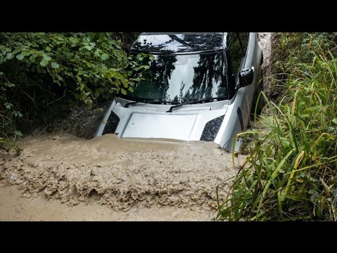 2020 - New Land Rover SUV Defender 90 P300