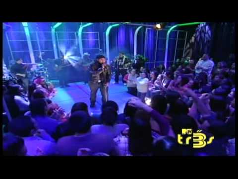 Don Omar - Ayer La Vi: (MTV Tr3s Live Edition)