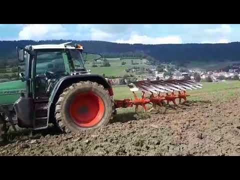 Fendt 712 Vario mit Kuhn varimaster