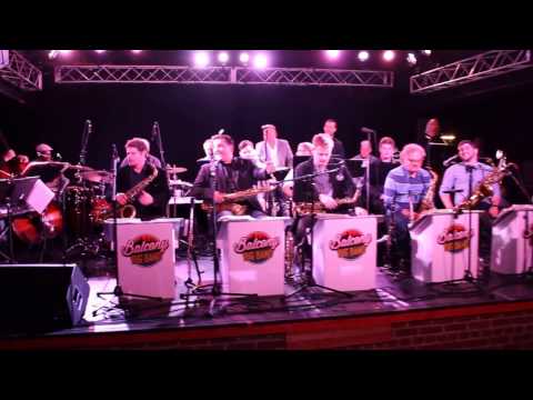 Balcony Big Band live!