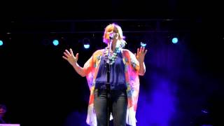 Jennifer Nettles "This Angel" Aurora IL Aug 29 2014