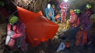 Garessio, speleologo salvato dopo 12 ore sottoterra: era intrappolato a 120 metri  nella Grotta d...