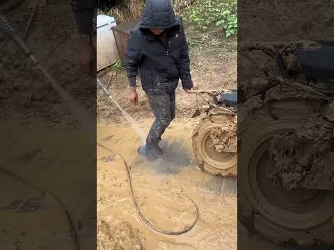 La moto è stata pulita e sembra NUOVA! #shorts #shortsfeed