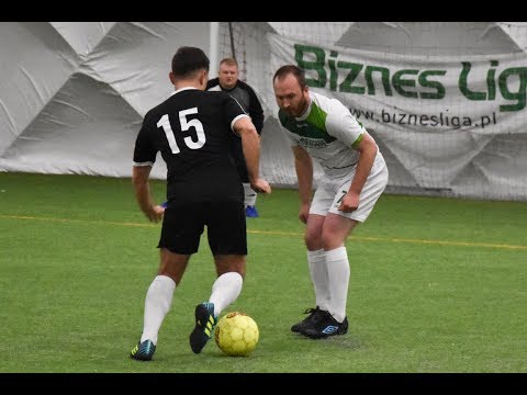 30.11.2017 III Liga E - Klinika Vesuna vs. Tecnocasa
