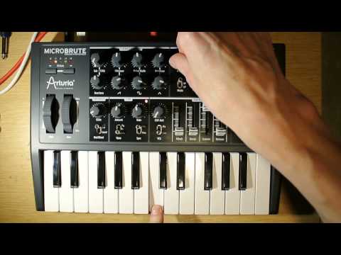 Arturia MicroBrute - Analog synth. Basic sound demo