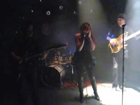 Venturia-Words Of Silence (Les 18 Marches-Live)