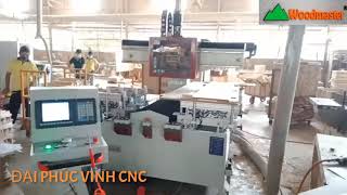 MÁY PHAY MỘNG ÂM CNC 3 Đầu 2 Line Woodmaster Cắt Router Cnc khoét tay lắm cửa siêu nhanh