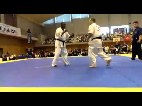 Sensei Muripo fight in which he lost to Japanese fighter Itou Ryu