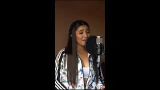 Video Un Pedacito De Mi (En Vivo) de Gudnana