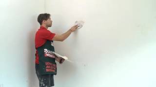 How To Patch Plaster - DIY At Bunnings