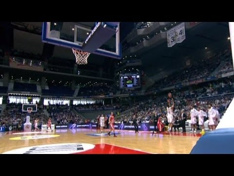 El triple inverosímil de Felipe Reyes se convierte en el video más visto en la historia ACB