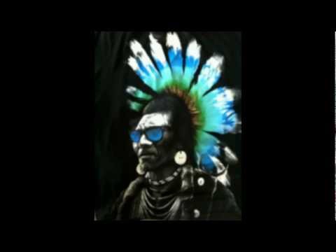 Chris Smart - "Life's a Bitch"