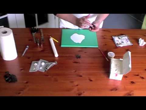 10 Minute Tutorial - How to use a range of Patchwork Cutters in Cake Decorating.