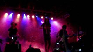 Lacrimas Profundere — A Pearl