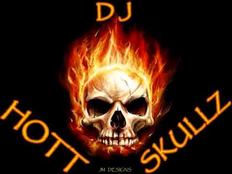download lagu mp3 mp4 Don Omar Danza Kuduro Skull, download lagu Don Omar Danza Kuduro Skull gratis, unduh video klip Download Don Omar Danza Kuduro Skull Mp3 dan Mp4 Music Gratis