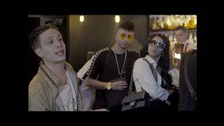 GIAIME e ERNIA recitano "QUEI BRAVI RAGAZZI" di Martin Scorzese [alternato film e video]