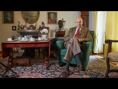 Stauffenberg's son on his life as a "traitor's child" | Summary