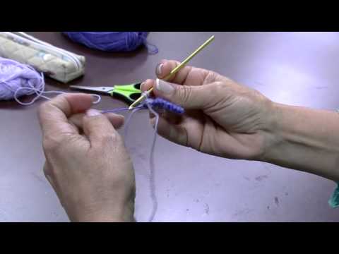 Mulher.com 13/05/2015 Jackie Fonseca - Touca duo color crochê para bebê Parte 1/2