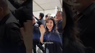 Satpamnya kenapa ikut nengok euy 😅 #vonzy #vonzyfelicia #eslindonesia