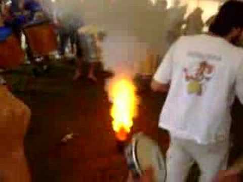 MAMUTERIA - BOMBA DE FUMAÇA