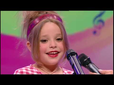 Pauline est prise d'un fou rire incontrôlable😂