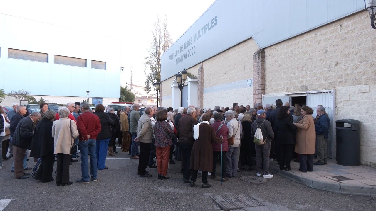 Servicio de transporte para acudir a la Merienda de Reyes Magos para los pensionistas