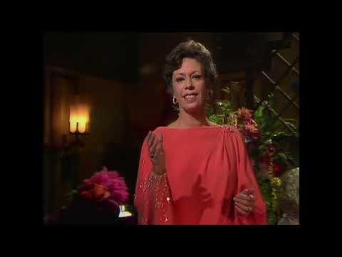 The Muppet Show - 515: Carol Burnett - “Watch What Happens” (1981)