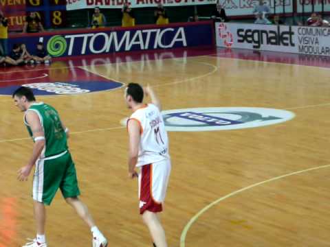Lottomatica Virtus Roma-Montepaschi Siena - Luca Vitali vs Romain Sato