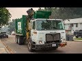 Autocar ACX McNeilus AutoReach Garbage Truck