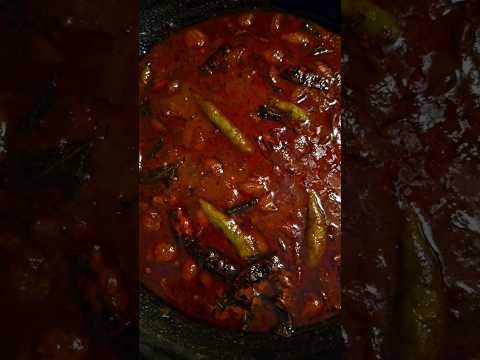 ULLI THEEYAL/KERALA SPECIAL #shortfeed #shorts #cooking