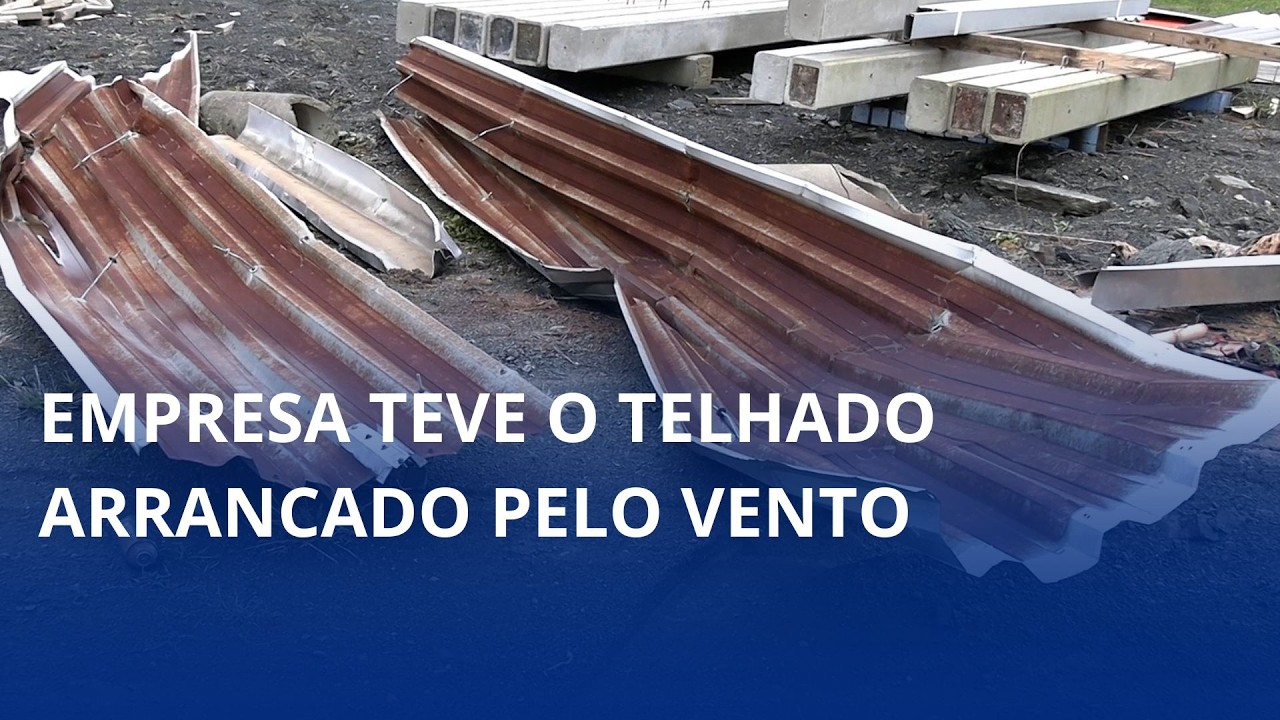 Empresa em Agrolândia tem telhado arrancado pelo vento