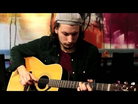 Gitarrstund med Jens Hult - Idol Sverige (TV4)