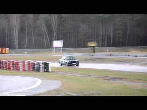 Cars4fun 02.04.2012 Tor Kielce - BMW e30