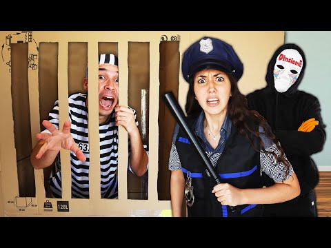 HO ARRESTATO ERICK ED È IN PRIGIONE PER COLPA DEL DOTTOR GINIU! *Dominick diventa poliziotto*