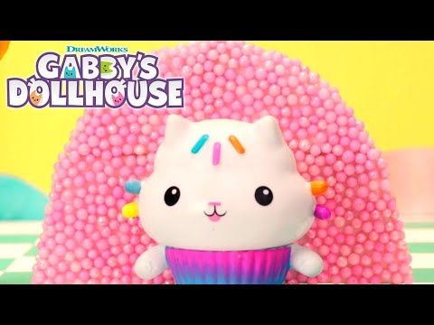 30+ Minutes of Cakey's Tastiest Bakes! | GABBY'S DOLLHOUSE TOY PLAY ADVENTURES