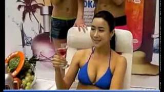 韓国 「ABSOLUT ウォッカ」を整形美女が水着でPR