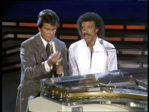 Dick Clark interviews Lionel Richie - American Bandstand 1982