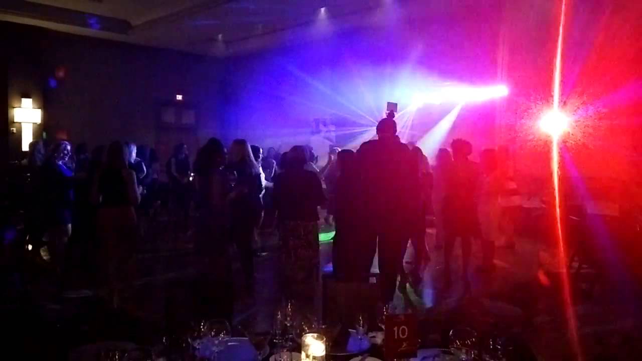 Promotional video thumbnail 1 for Silver Song Productions DJ'S/Photobooths