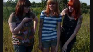 Vivian Girls do The Wipers' Telepathic Love