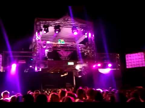 me @ stompwijk summerland