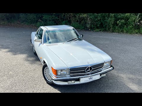 Mercedes-Benz 420SL R107. 53k miles 2 owners. For sale. With a very comprehensive service history.
