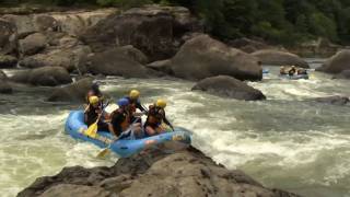 preview picture of video '800 cfs - Fourth Drop of Lost Paddle, Gauley River (Tumble Home)'