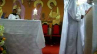 preview picture of video 'Celebração Especial - Missa de Ano Novo, realizada em 31 de dezembro de 2010 - Parte 2'