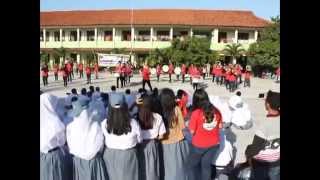 preview picture of video 'Marching Band Gita Flamboyan At Demo Lapangan 2014'
