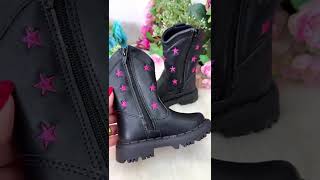 Vídeo de Bota Infantil Menina Nilqi Preta Estrela Pink