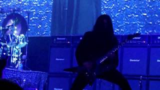 Ozzy Osbourne - Let Me Hear You Scream (live)