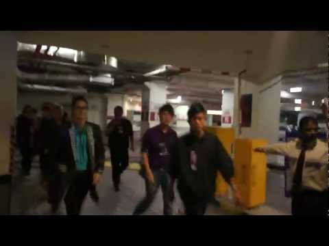 [FANCAM]111203 B1A4 leaving hotel to MOA concert venue